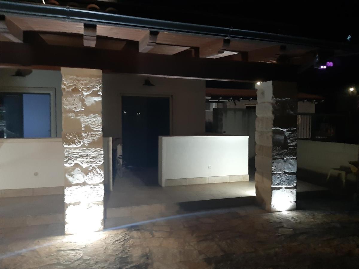 Villa L'Aira Ecchia - Ospitalita Rurale Lecce Exterior foto
